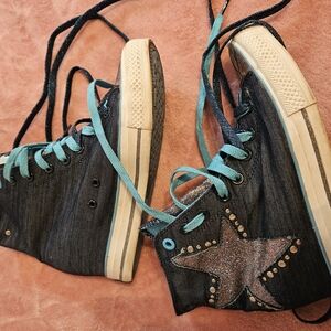 Star-Embellished Blue Denim High-Top WEDGE Sneakers